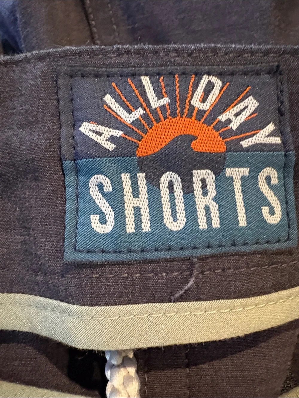 Faherty - All Day Belt Loop Shorts. 9 inch inseam. Dark Gray. Size 38. MSC0012